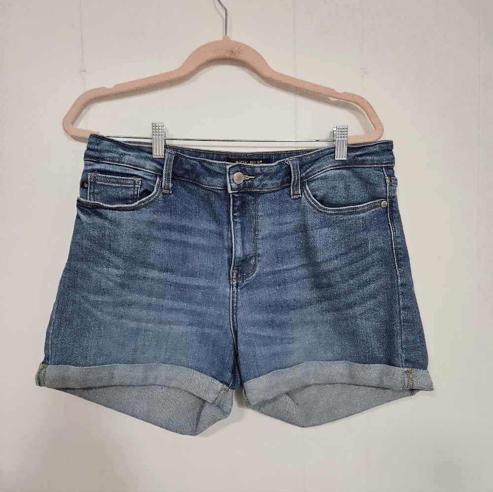 Judy Blue Classic Rolled Hem Denim Shorts - Blue - Picture 2 of 8